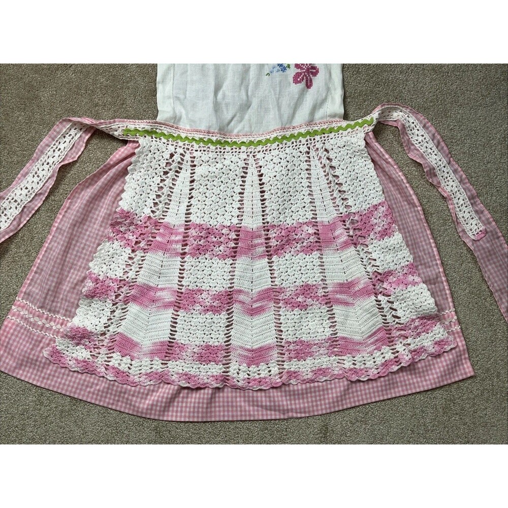 VTG 50-70s Handmade Child’s Linen Apron Pinafore Embroidered Crochet Gingham EUC - Picture 3 of 13
